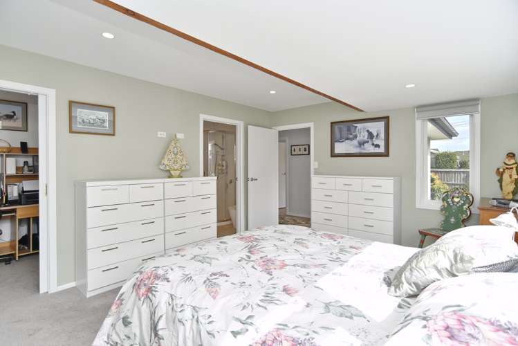 210 Avonhead Road Avonhead_12