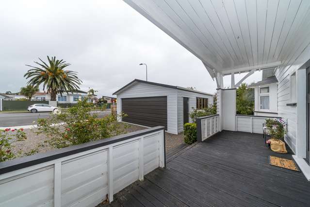 102 Warwick Street Feilding_1