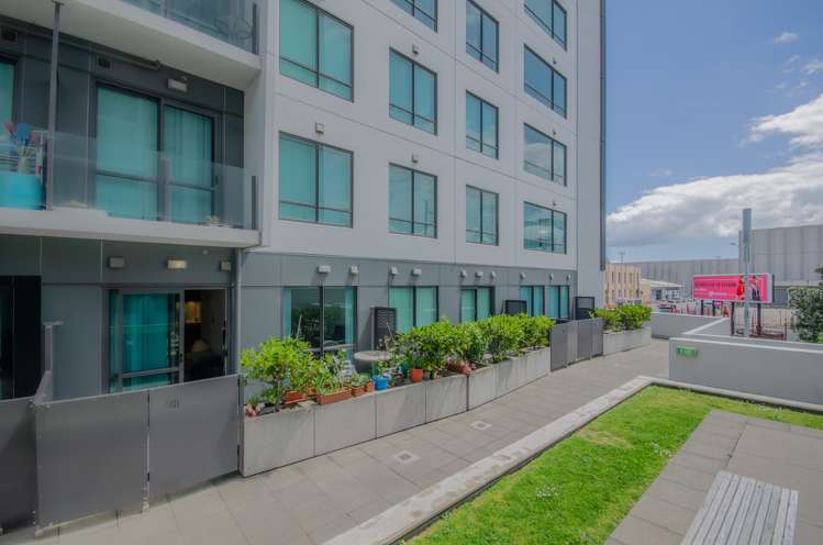 140/6 Dockside Lane Auckland Central_9