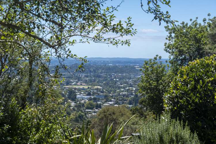 1 Rangiwai Road Titirangi_13