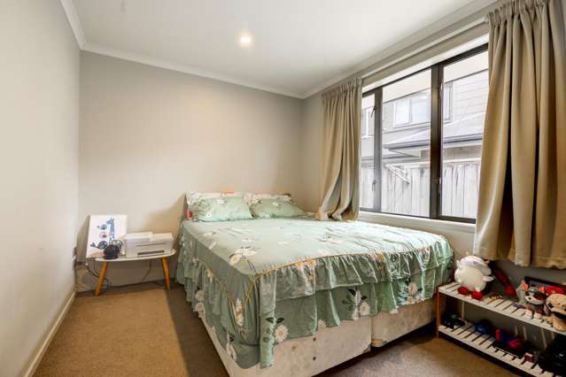 2/31 Jones Crescent Melville_4