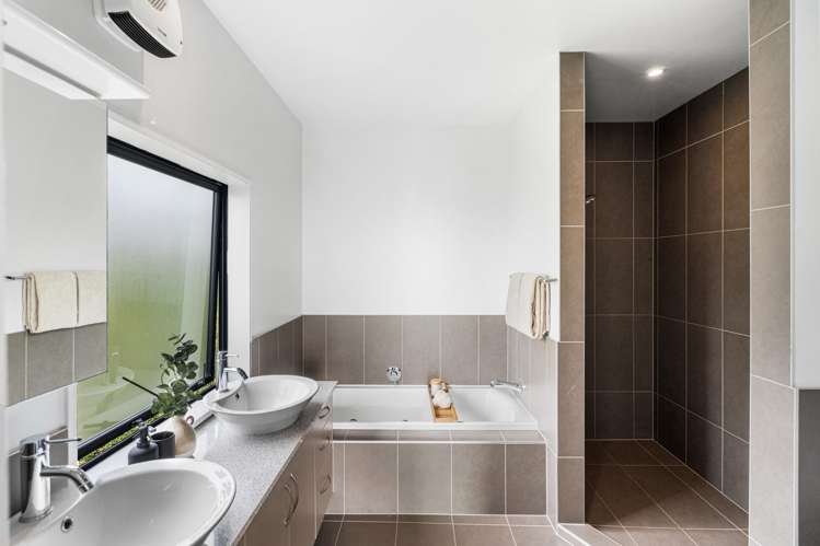 17 Stoneyridge Close Mount Pleasant_24