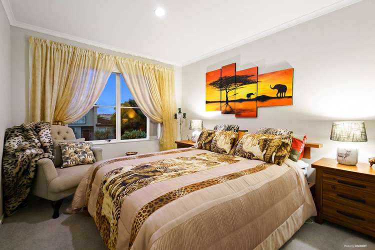 13 Seresin Crescent Flat Bush_17