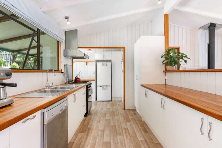 48 Marsh Road Wharehine_19