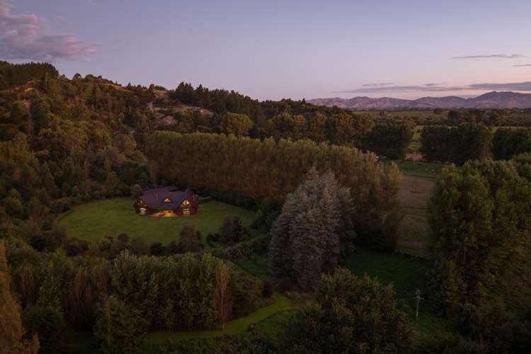 79 Waikakaho Road Tuamarina_24