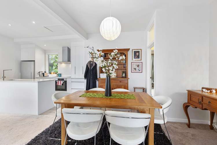 213 Marine Parade Seatoun_5