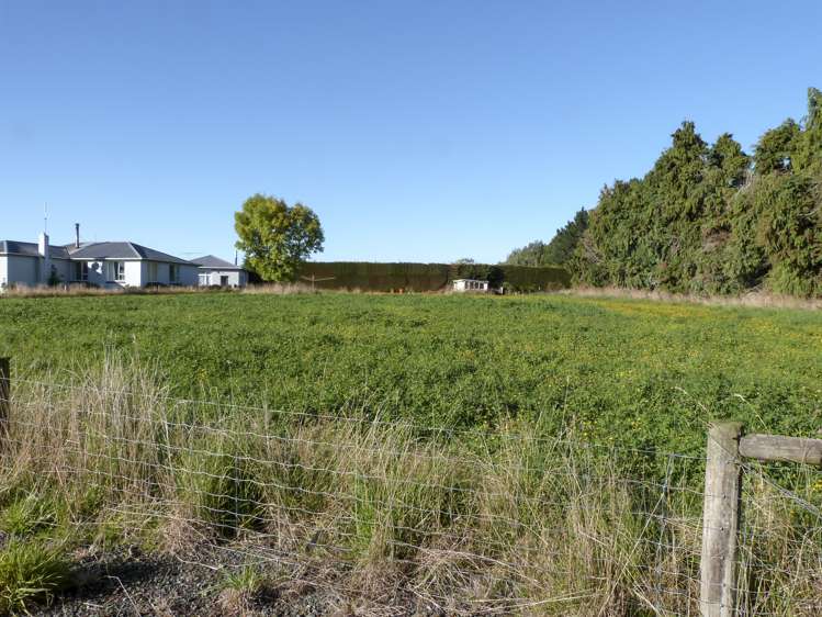 85 Cross Road Edendale_16