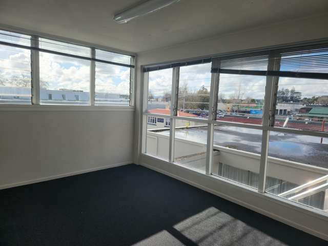 1/24 King Street Pukekohe East_2