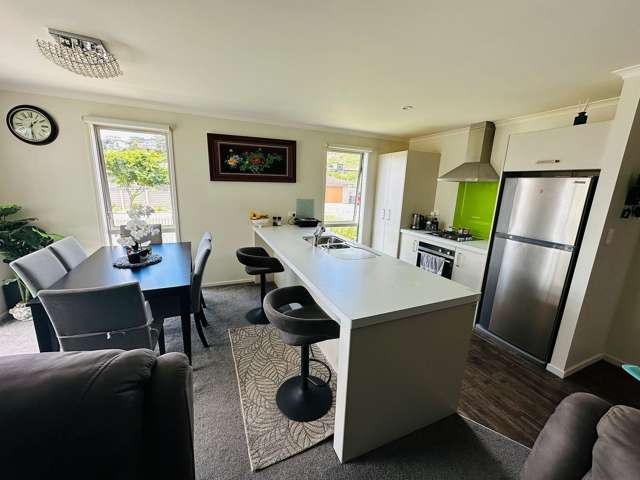 9 Banks Boulevard Whitby_2