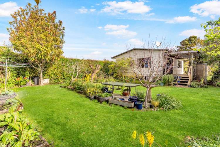 22 Harbour View Road Point Wells_12