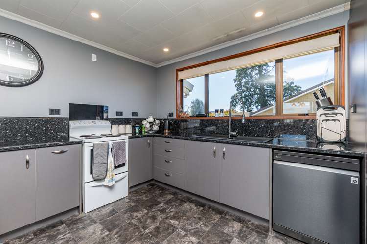 4 Redwood Street Temuka_11