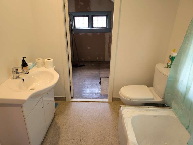 121 Shakespeare Street Greymouth_20