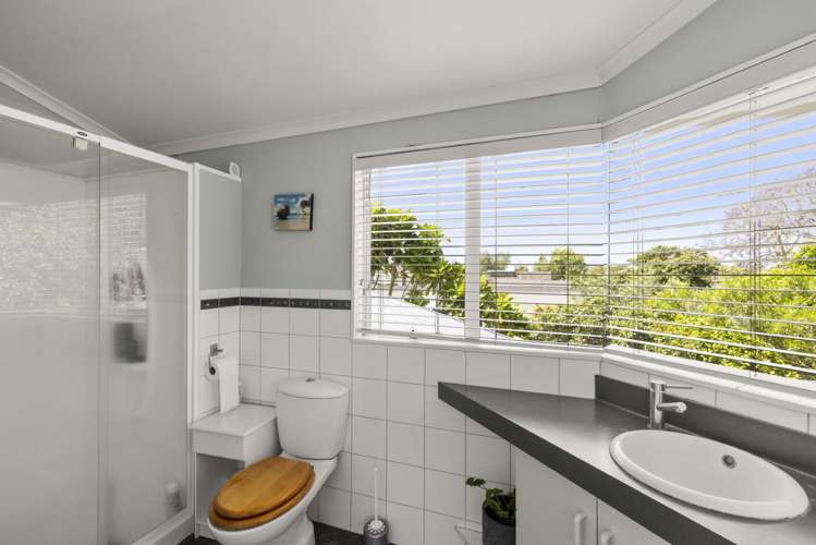 147 Kings Avenue Matua_15