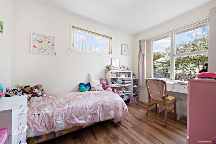 48 Captain Scott Road Glen Eden_6