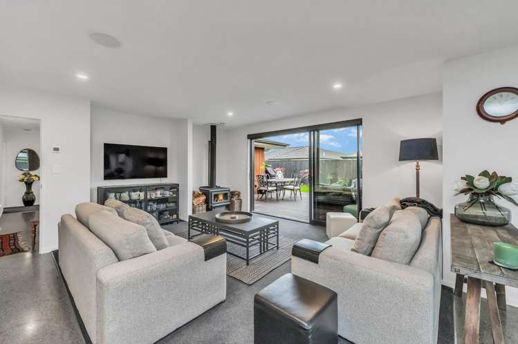 10 Verdeco Boulevard Lincoln_2