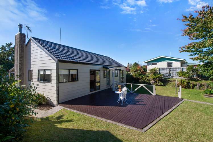 10 Campbell Place Pukehangi_12