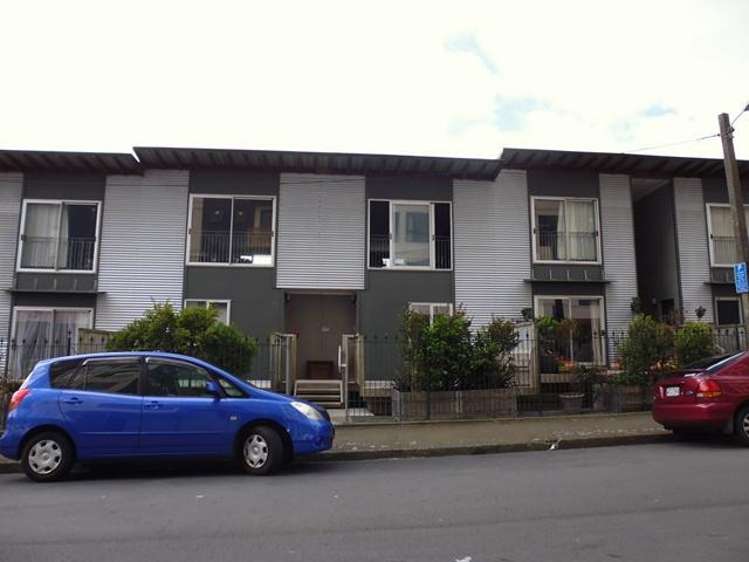 17/3 Kelvin Grove 2185_13