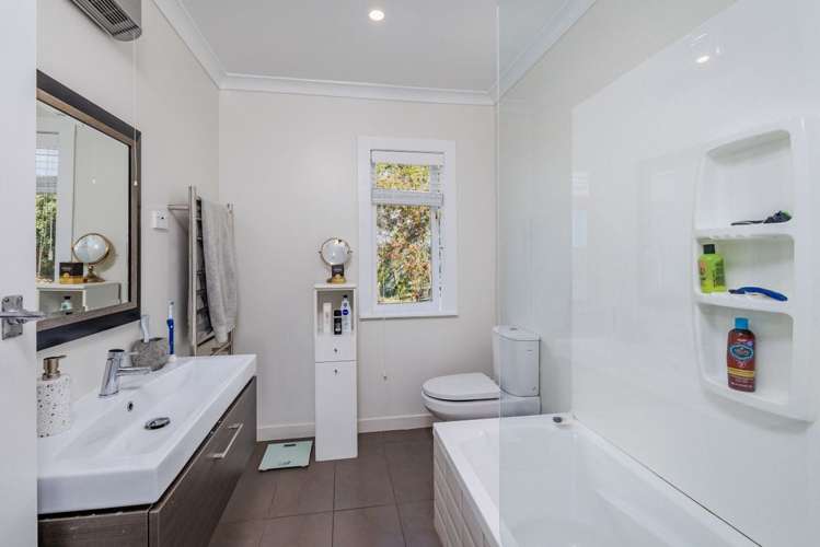 114 Ranui Road Karetu_12