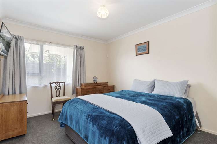 15b Roys Road Parkvale_11