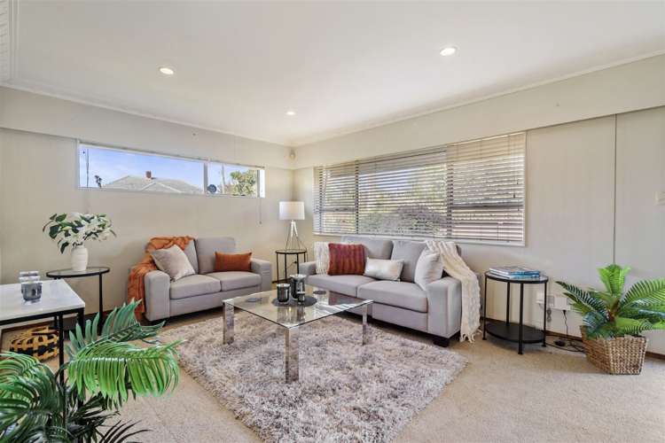 2/32 Opaheke Road Papakura_2