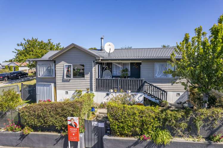 8 Roslyn Terrace West End_17