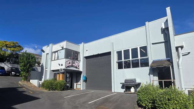 Unit 5, 84 Hillside Road Wairau Valley_2