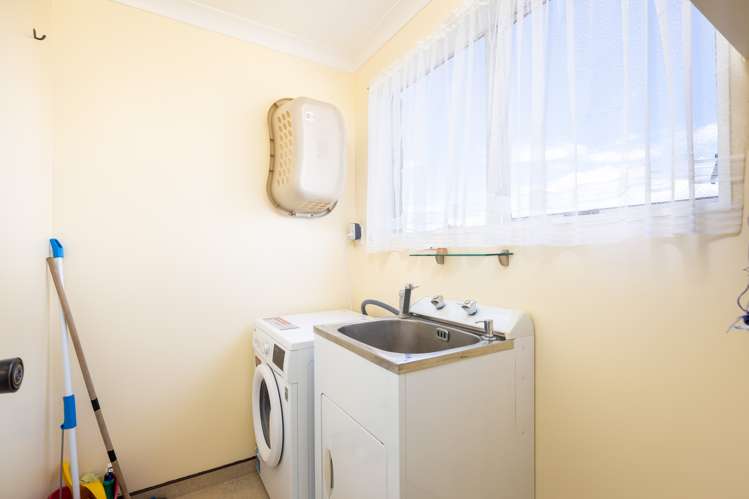 10 Camellia Avenue Bell Block_23