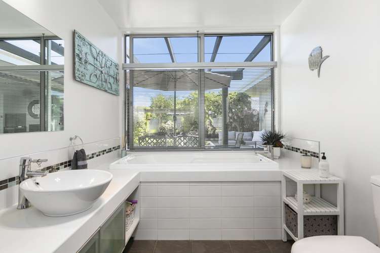 21 Glenbrook Drive Mosgiel_13