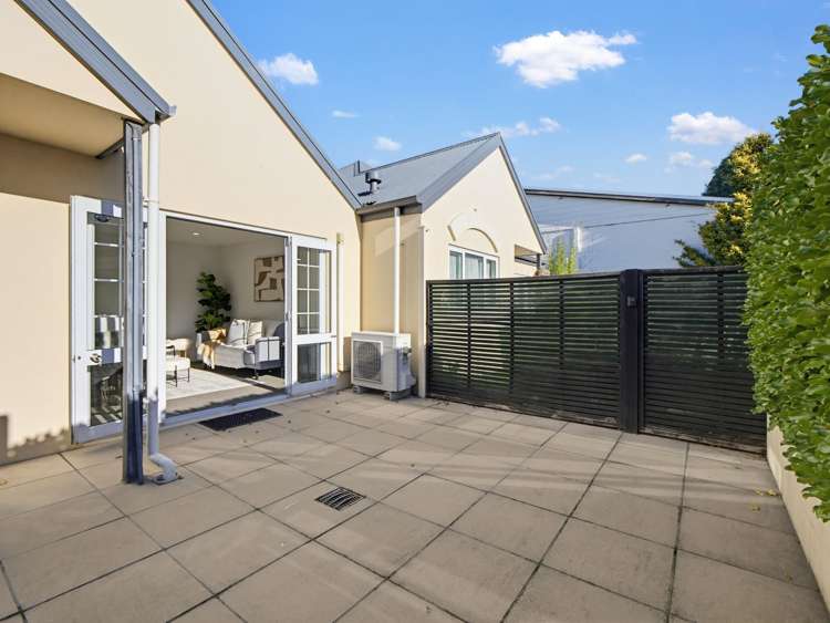 4/55 Parade Court Addington_27