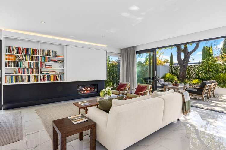 74 Merivale Lane Merivale_11