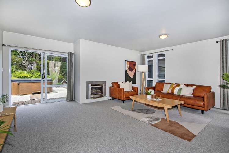 55 Eureka Place Parahaki_12