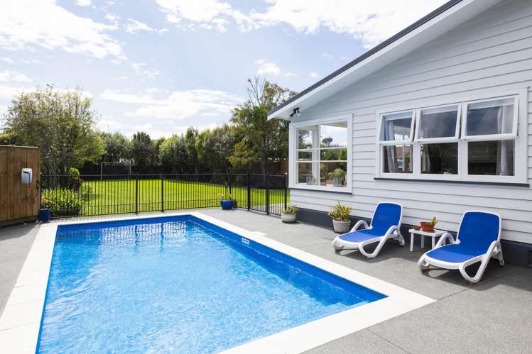 105 Rutene Road Kaiti_1