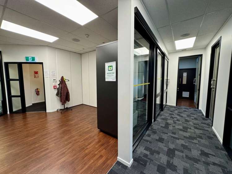 256 Broadway Avenue City Centre_13