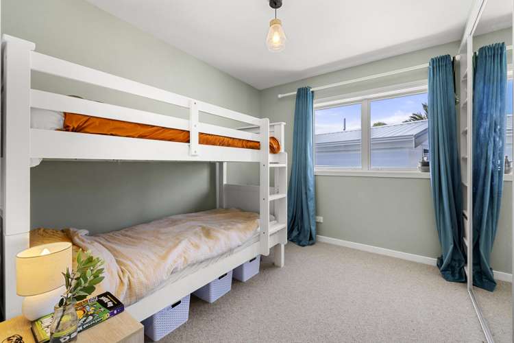 18 Upper Bow Street Raglan_19