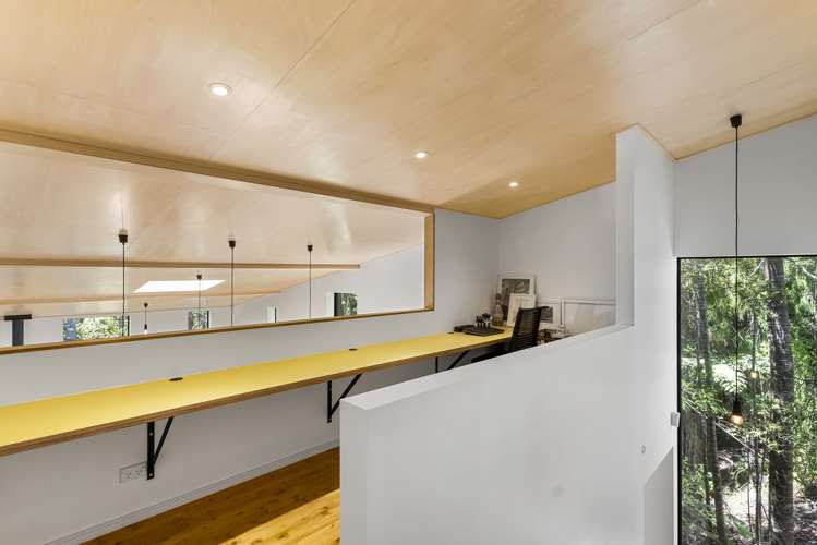 13 Te Aute Ridge Road Waitakere_21