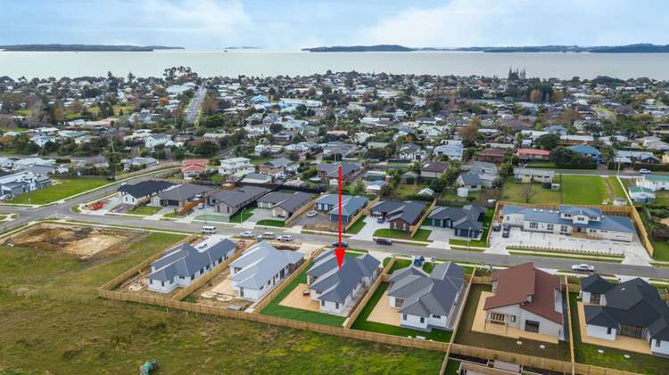 61 Seventh View Avenue Beachlands_22