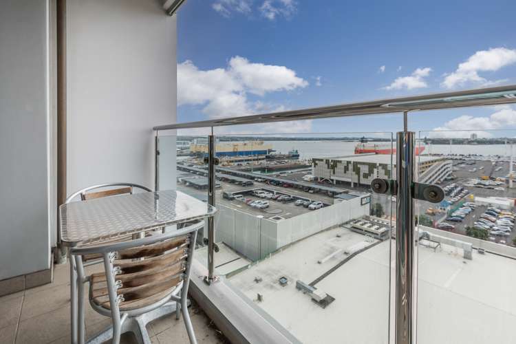 1202/30 Beach Road Auckland Central_3