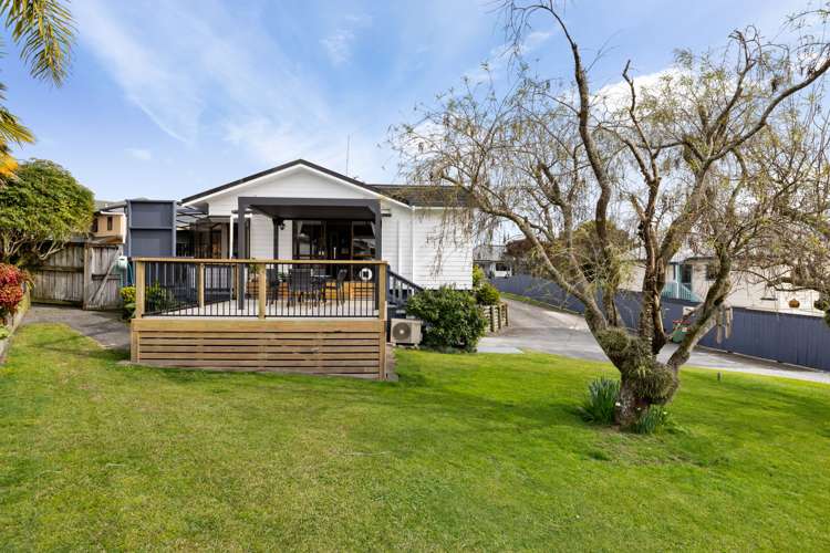 43 Lansdowne Crescent Glenview_30