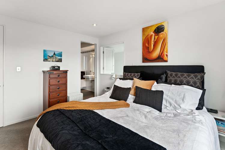 1/64 Holly Road Saint Albans_9