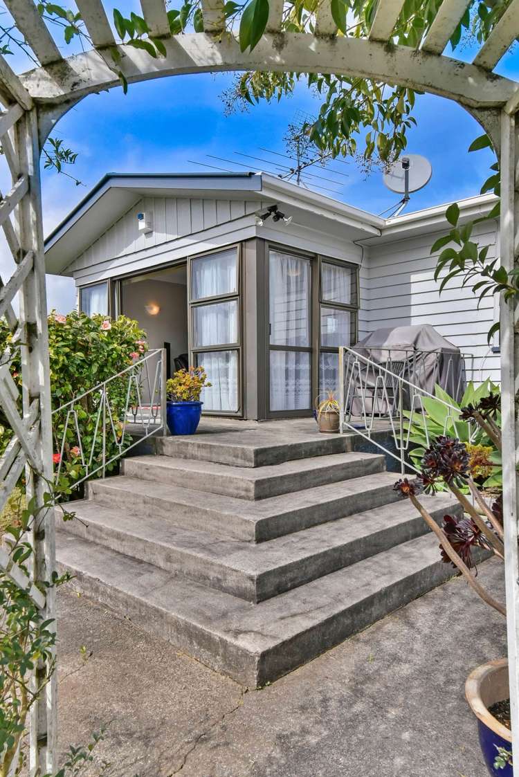 82 Rosella Road Mangere East_8