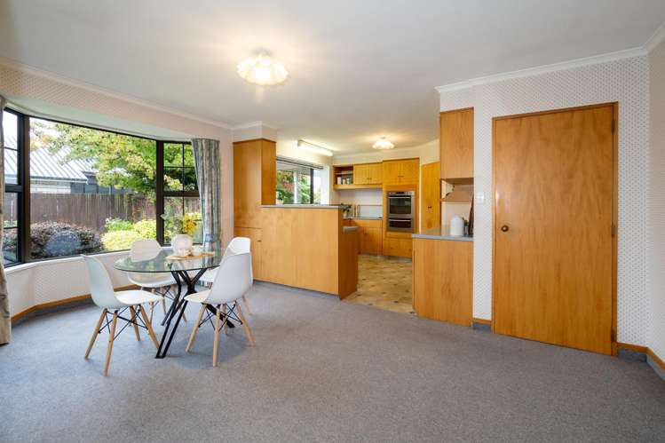 8 Burton Place Allenton_6