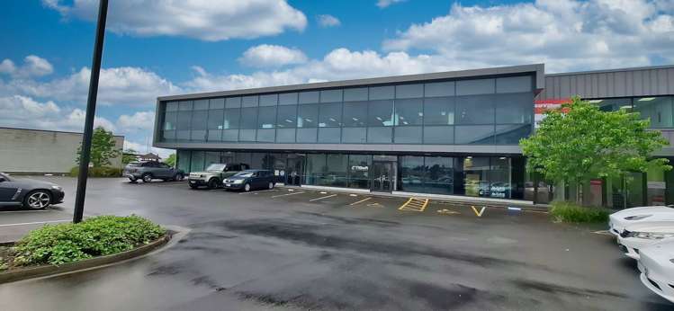 Unit 19/102C Hobsonville Road Hobsonville_4