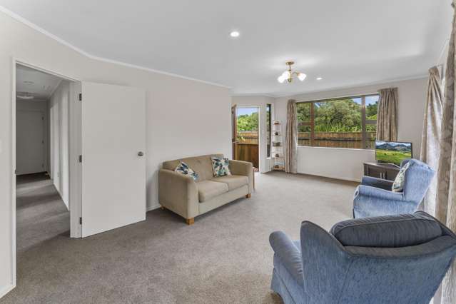 68 Aldinga Avenue Stoke_2