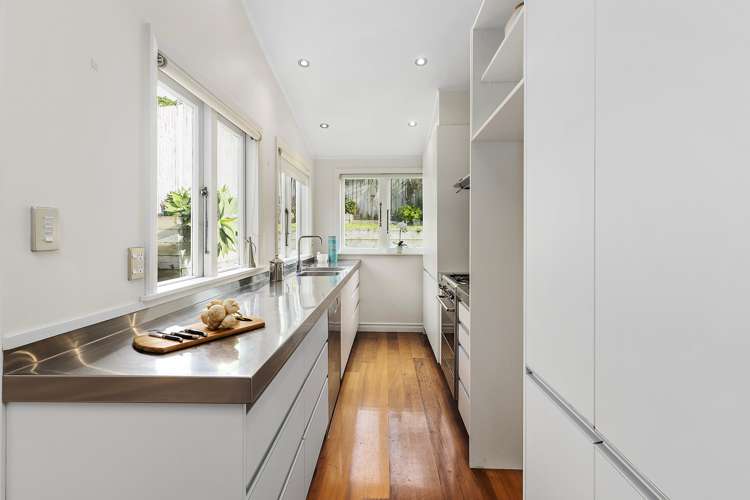 9 Torquay Terrace Newtown_4