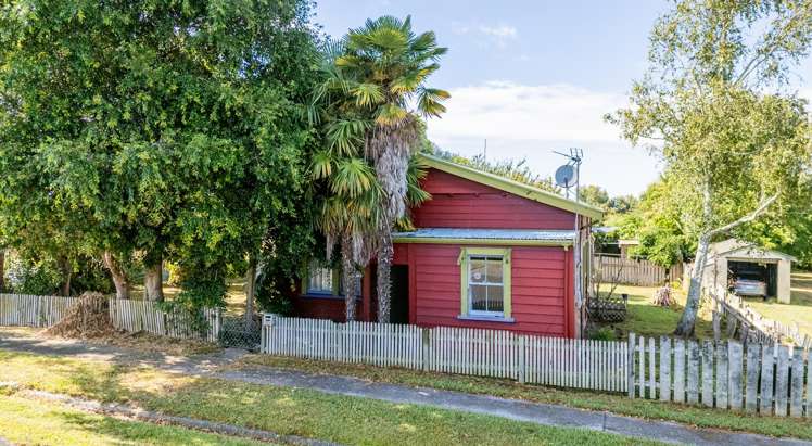 23 Carlyle Street Te Aroha_5