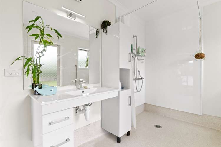 123 Kent Street Carterton_12