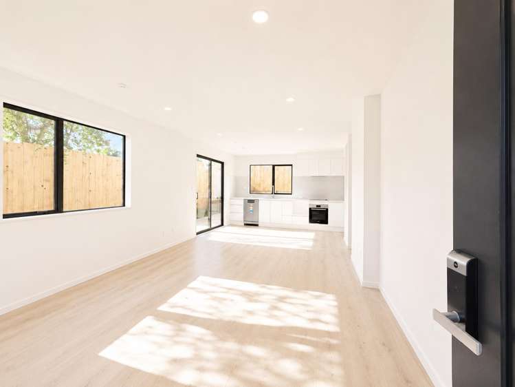 Lot 2/63 Gloria Avenue_4