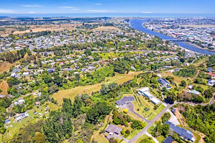 36 Shakespeare Road Bastia Hill_29