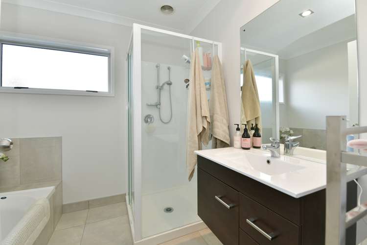 81 Maylee Crescent Gulf Harbour_12