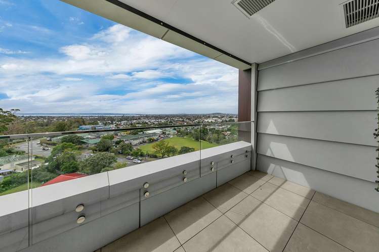 902/8 Waikumete Road Glen Eden_7